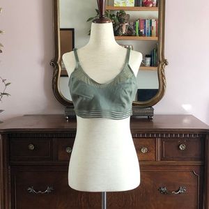 PINK Victoria's Secret sports bra